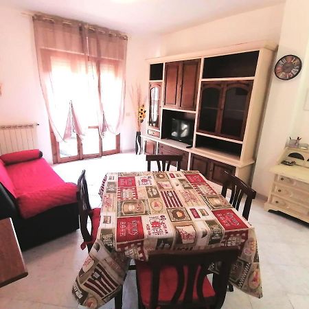 Marine Kiss Appartement Civitavecchia Buitenkant foto